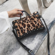 Load image into Gallery viewer, Leopard Plush Versatile Handbag  Single Shoulder Messenger Bag