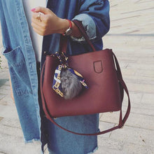 Load image into Gallery viewer, FUR LITCHI PATTERN BAG