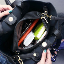 Load image into Gallery viewer, FUR LITCHI PATTERN BAG