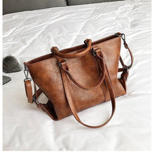Load image into Gallery viewer, Brianna Shoulder Bag