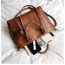 Load image into Gallery viewer, Brianna Shoulder Bag