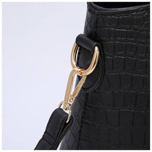 Load image into Gallery viewer, Luxury 3PC Women Rivet Handbags