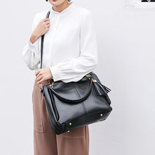 Load image into Gallery viewer, SHEENA TASSEL SHOULDER BAG
