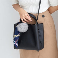 Load image into Gallery viewer, FUR LITCHI PATTERN BAG